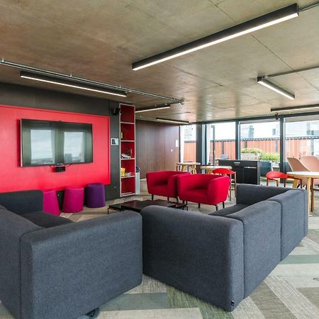 Hashtag Aldgate Campus Accommodation 런던 외부 사진