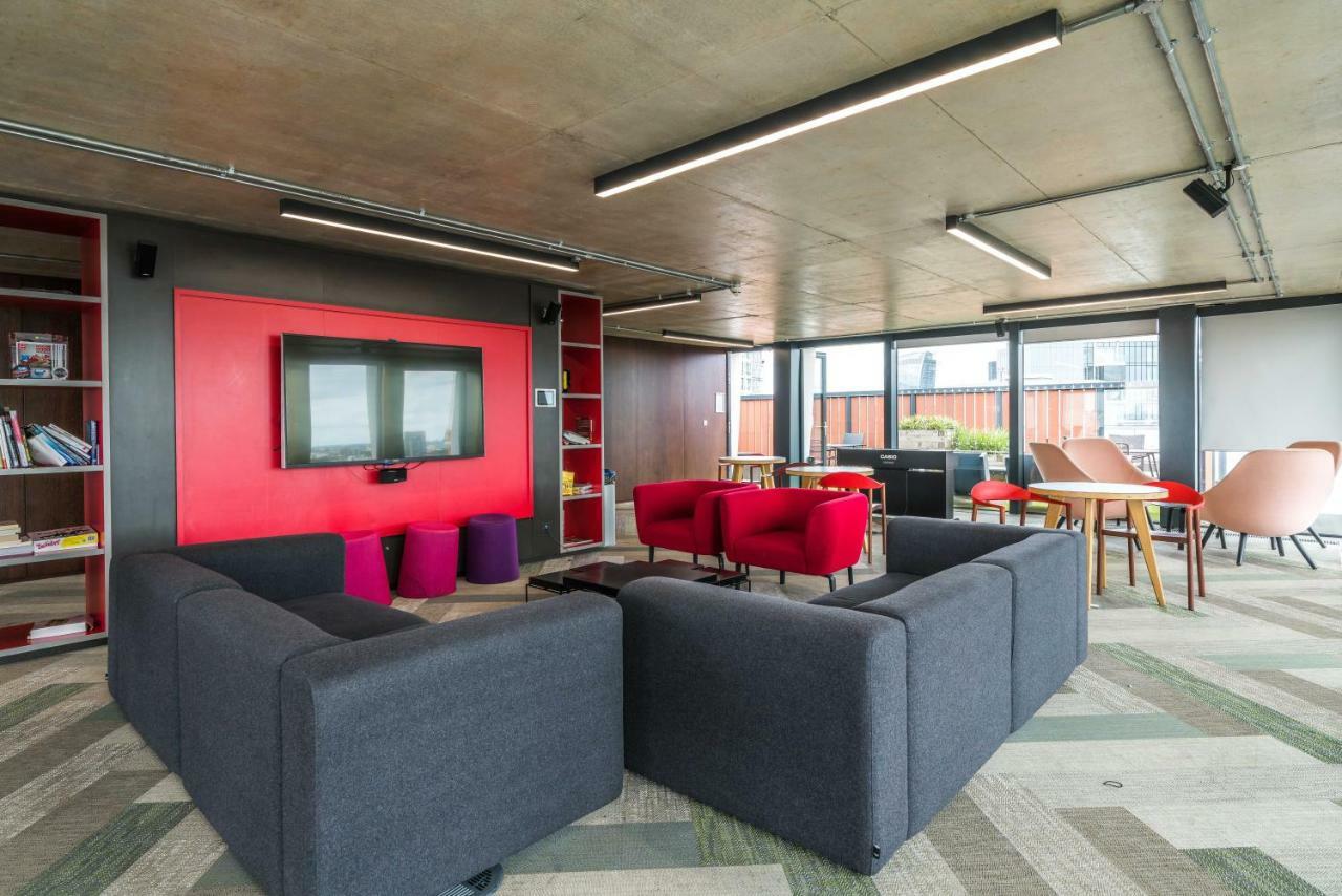 Hashtag Aldgate Campus Accommodation 런던 외부 사진